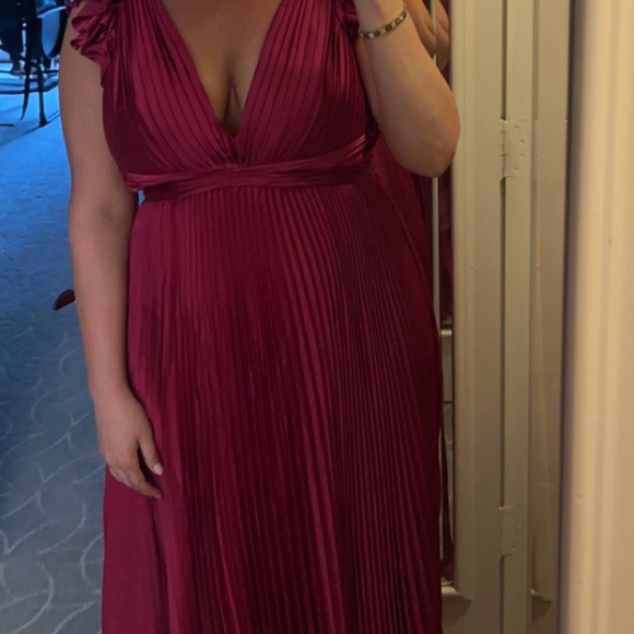 Mac Duggal size 14 fushcia Gown - Picture 3 of 4